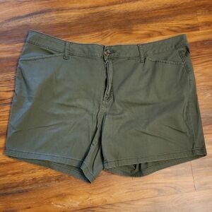 Olive Green Women's Shorts, 20W